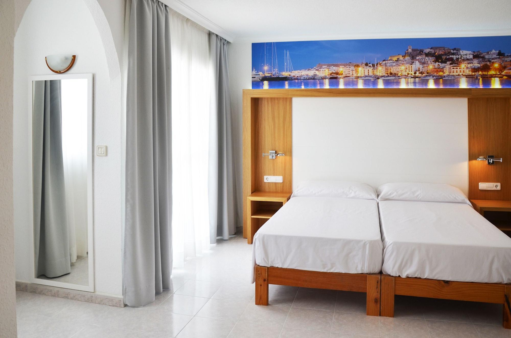 Hotel Apartamentos Vibra San Marino ซานอันโตนิโอ ภายนอก รูปภาพ
